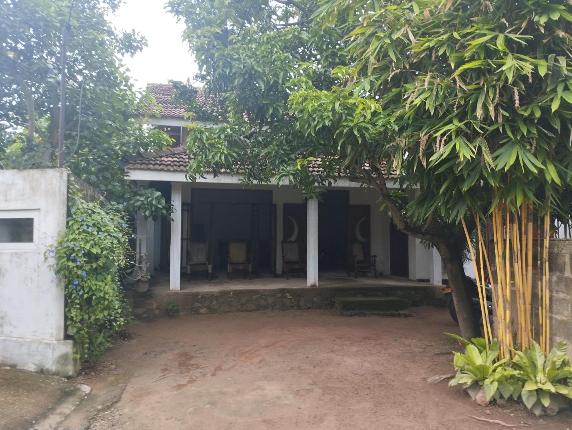 Negombo Homestay By Nisal Exterior photo